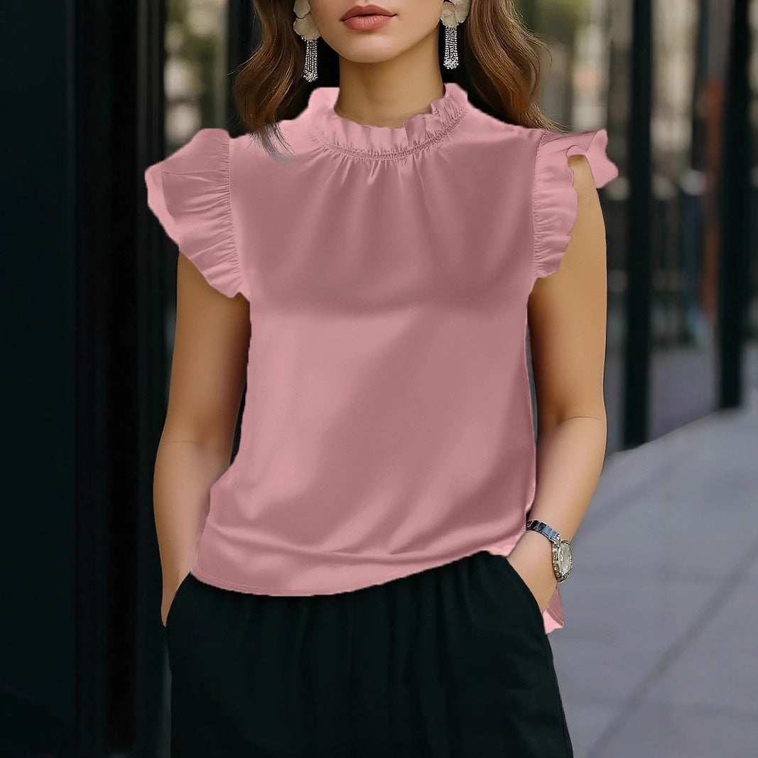 Feminine Bluse med Rynkedetaljer og Moderne Krave