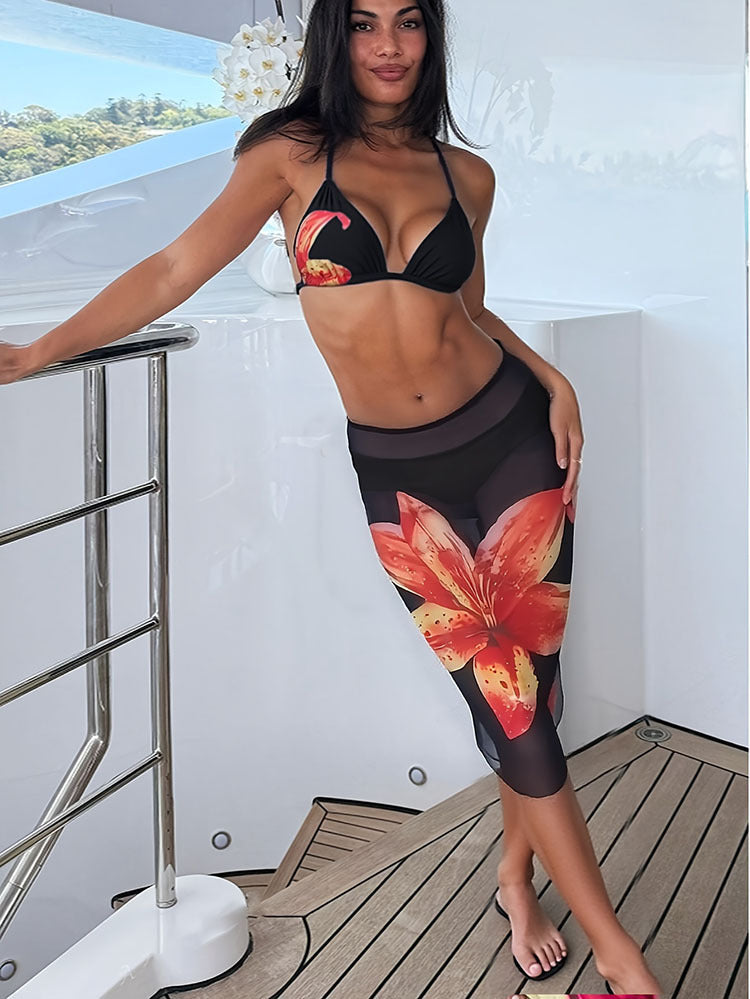 Elegant Bikiniset med Blommig Kappa