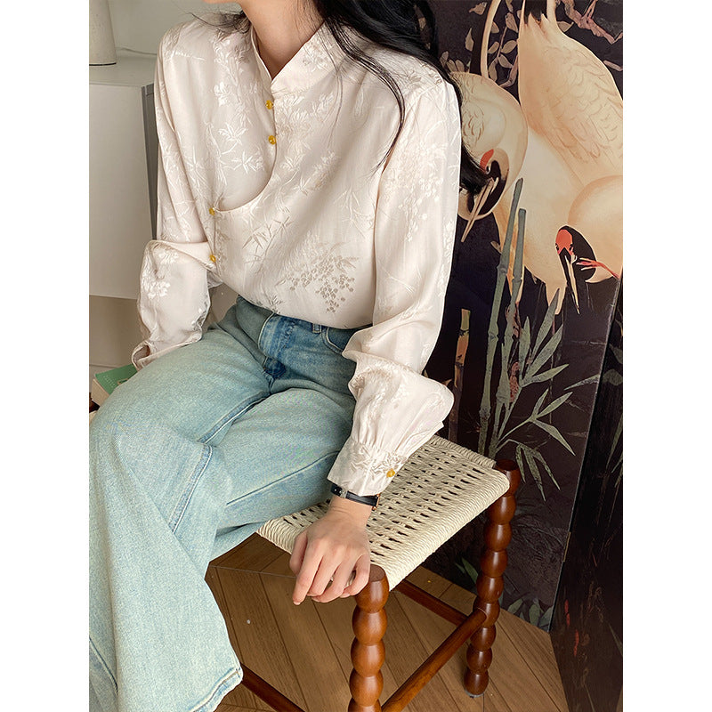 Bluse med Blomstermotiv og Elegante Knapdetaljer