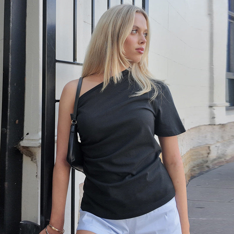 Asymmetrisk kortärmad topp med sofistikerad stil