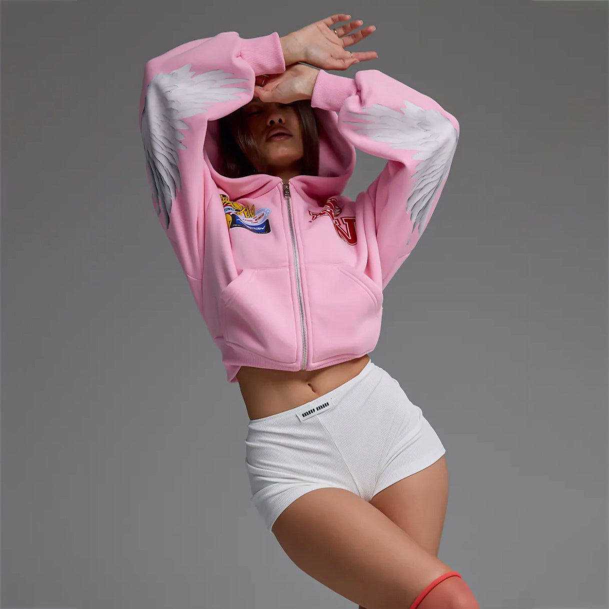Stilfuld cropped Sweatjakke med unikke detaljer