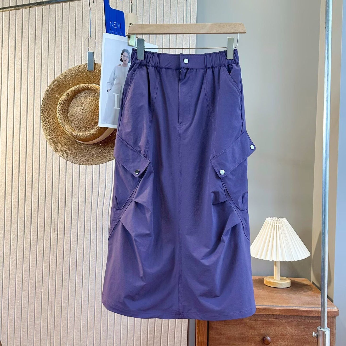 Fashionable Cargo-Rock med Funktionelle Lommer