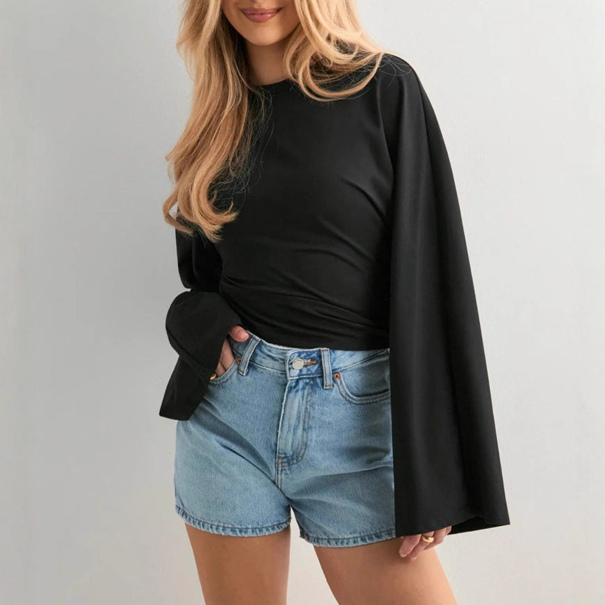 Elegant cropped langærmet top med vide ærmer