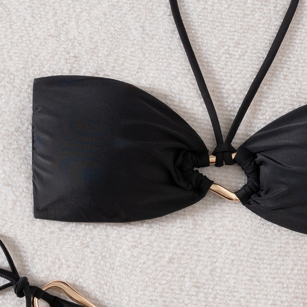 Feminint Bandeau-Bikini med Glittrande Detaljer