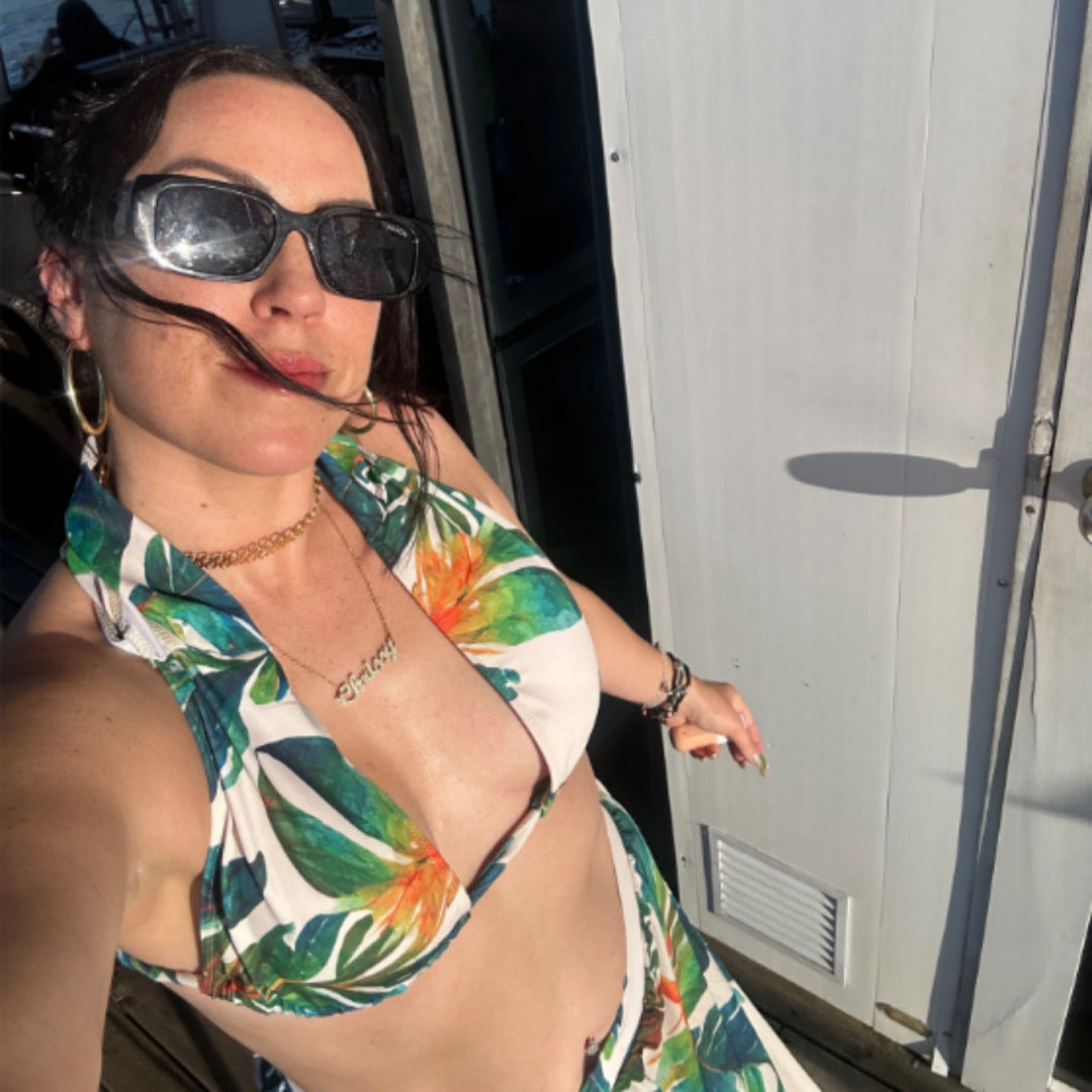 Eleganta Bikinis med Flöde av Stil och Komfort