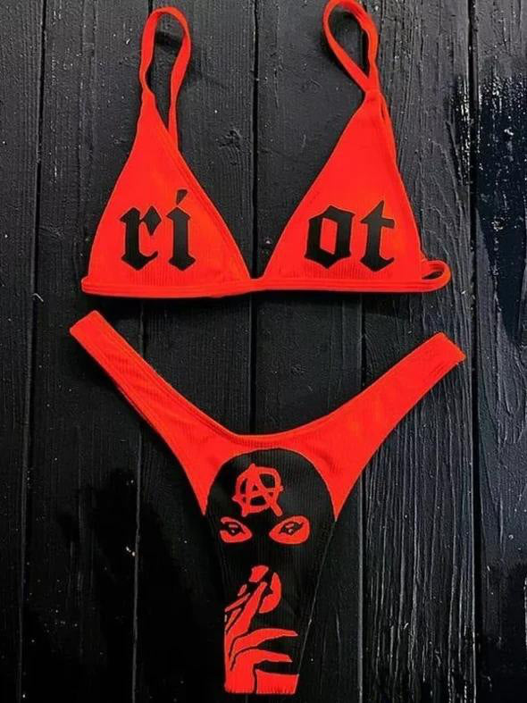 Eleganta Bikiniset med Unikt Grafiskt Mönster
