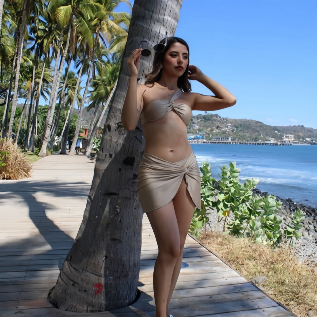 Sofistikerad Bandeau-Bikini med Elegant Design