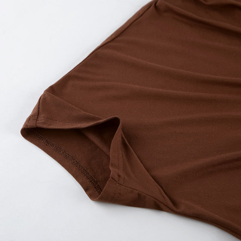 Asymmetrisk Topp med Elegant Drapering