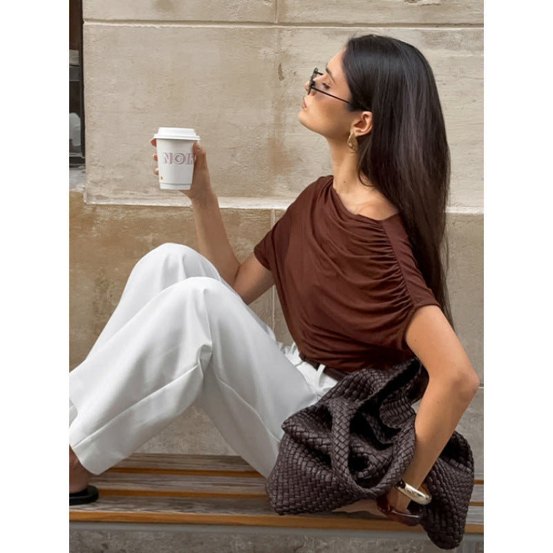 Asymmetrisk Topp med Elegant Drapering