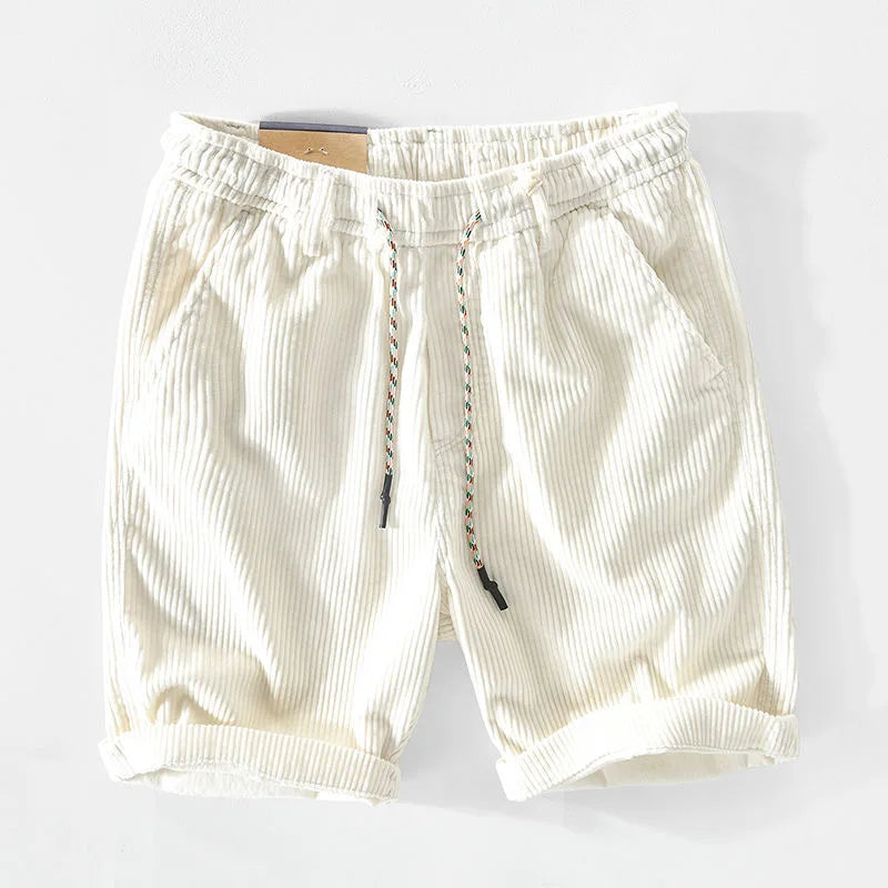 Sofistikerade Cordshorts för en Sommarlook med Stil