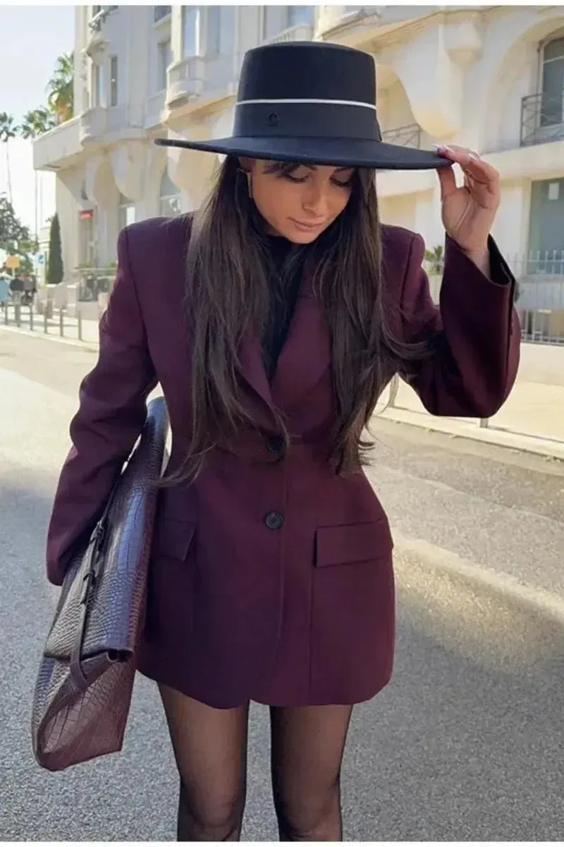Skræddersyet Blazer med Sofistikeret Snit og Modern Flair