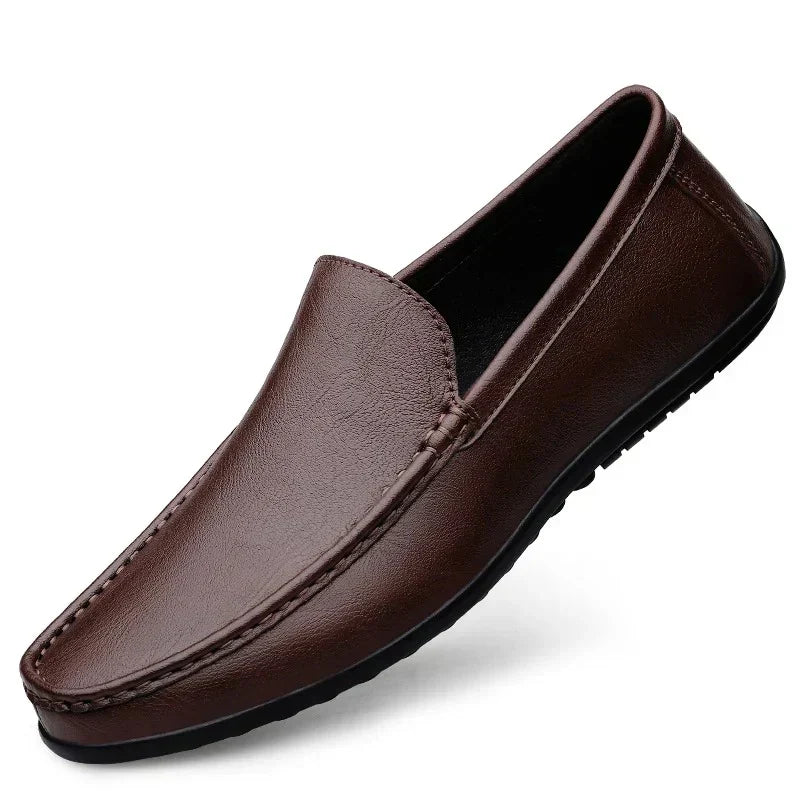 Sublime Læderslippers til Stilfulde Øjeblikke