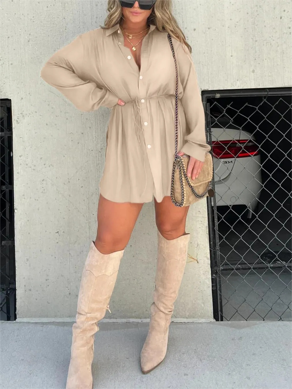 Eleganta Glans | Lyxigt enstyckat jumpsuit-klänning