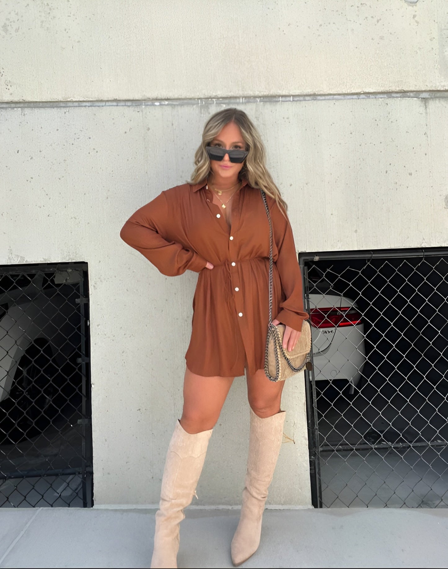 Eleganta Glans | Lyxigt enstyckat jumpsuit-klänning