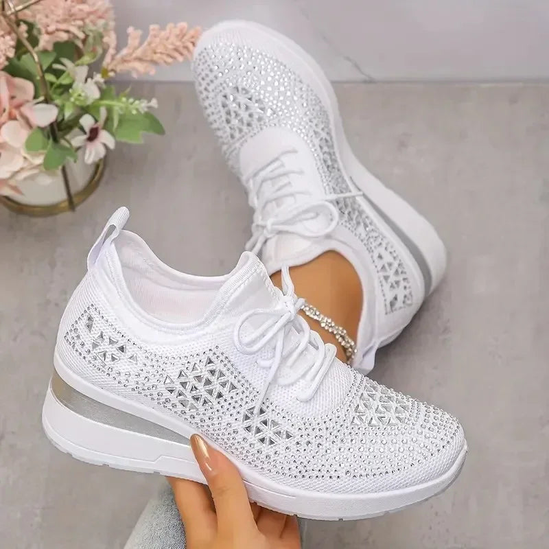 Dam Sneakers med Strass Snörning – Ortopedisk Design