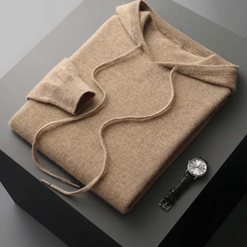 Elegant stickad hoodie med lyxig känsla