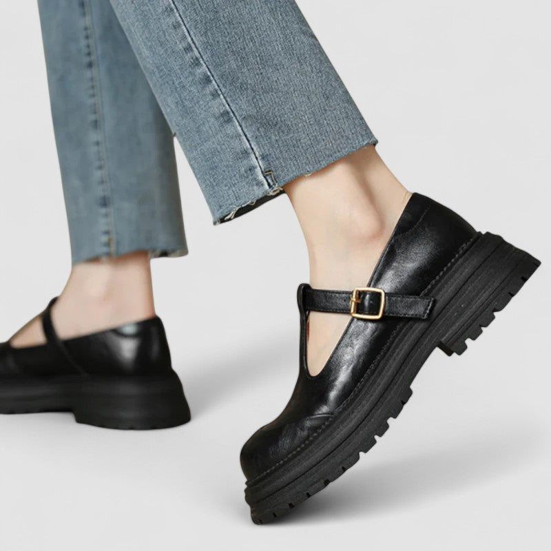 Sofia | Eleganta Plattform Sandaler med T-Riemen