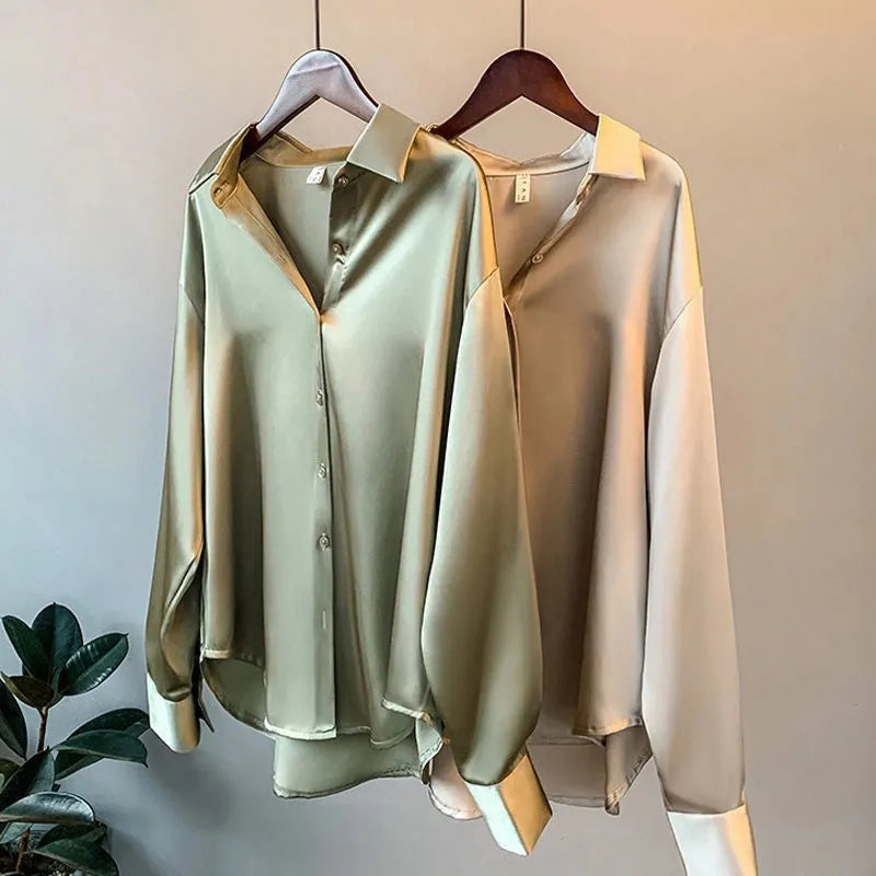 Elegant Satinblus för Kvinnor | Förvandlar Din Stil på Nolltid