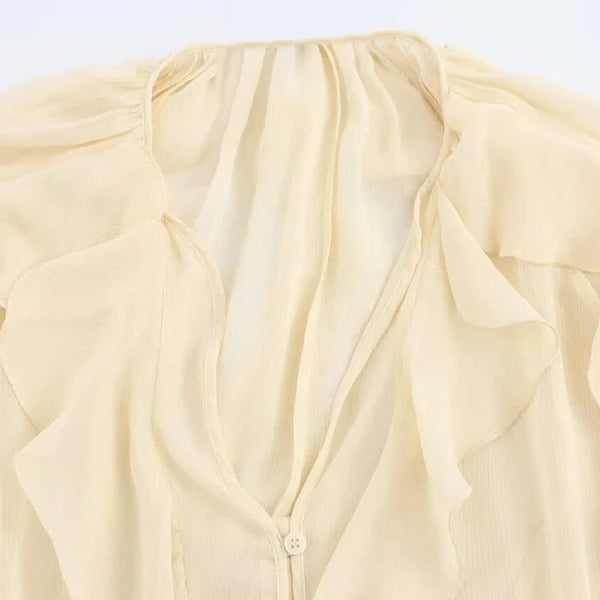 Celestia | Elegant Chiffonblus med Volanger