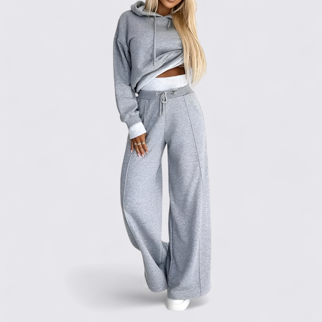 Dame to-delt sæt med hoodie og brede bukser – Casual look – Moderne snit