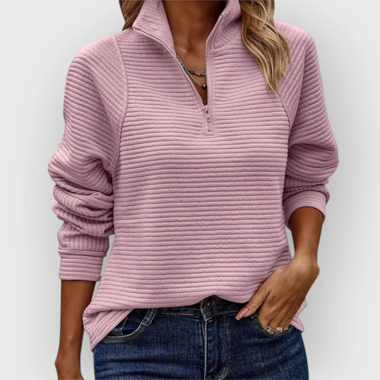 Elegant blus med v-ringning och luftig passform