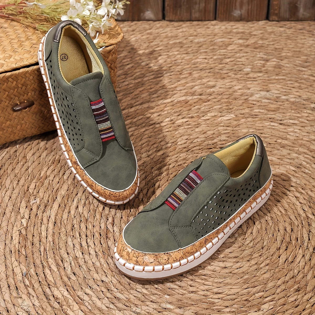 Luftiga Slip-On Sneakers för Enkel Elegans
