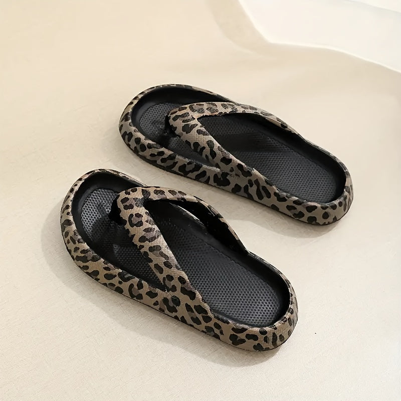 Vilda Sommarsteg med Eleganta Tryck – Gjorda för Stil
