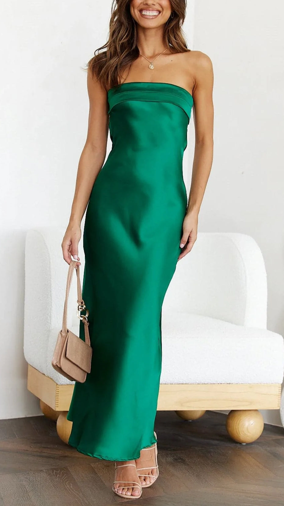 Sienna | En elegant off shoulder-klänning för festligheter