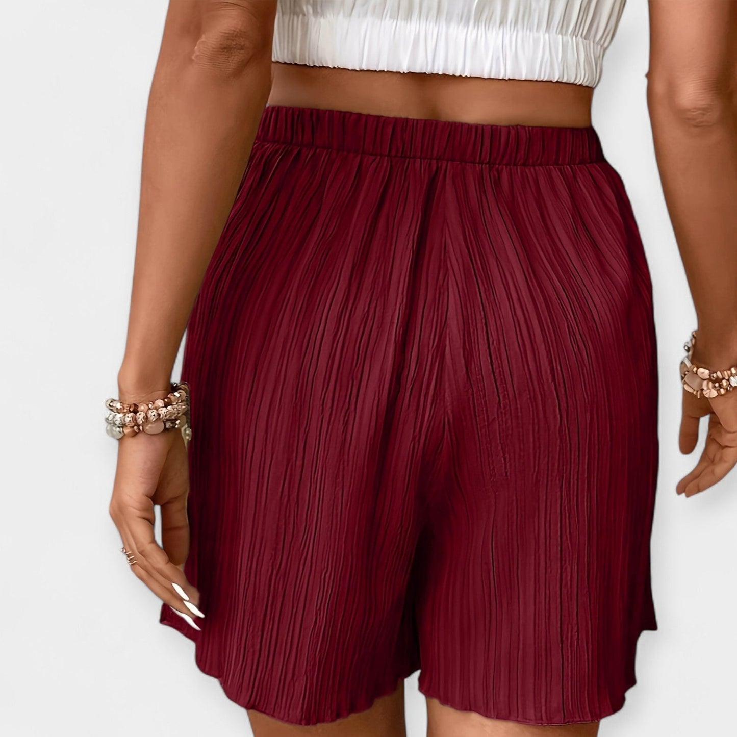 Sofistikerade Shorts med Elastisk Midja – Lätthet och Stil