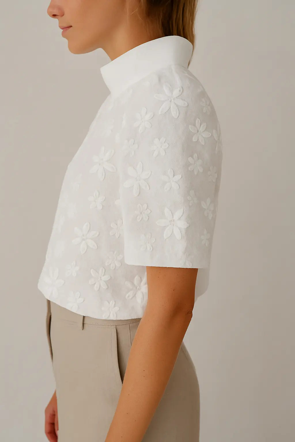 Blomstrande Elegans | Särskilt Top med 3D-Blooms