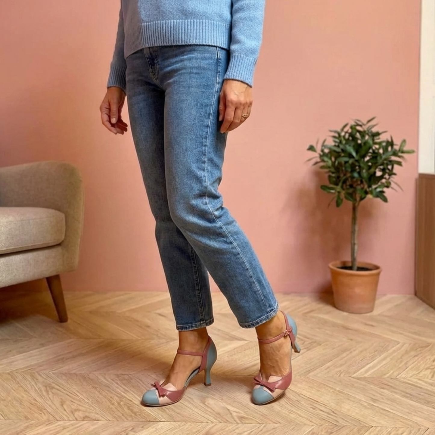 Luna| Eleganta ortopediska sandaler med en feminin detalj