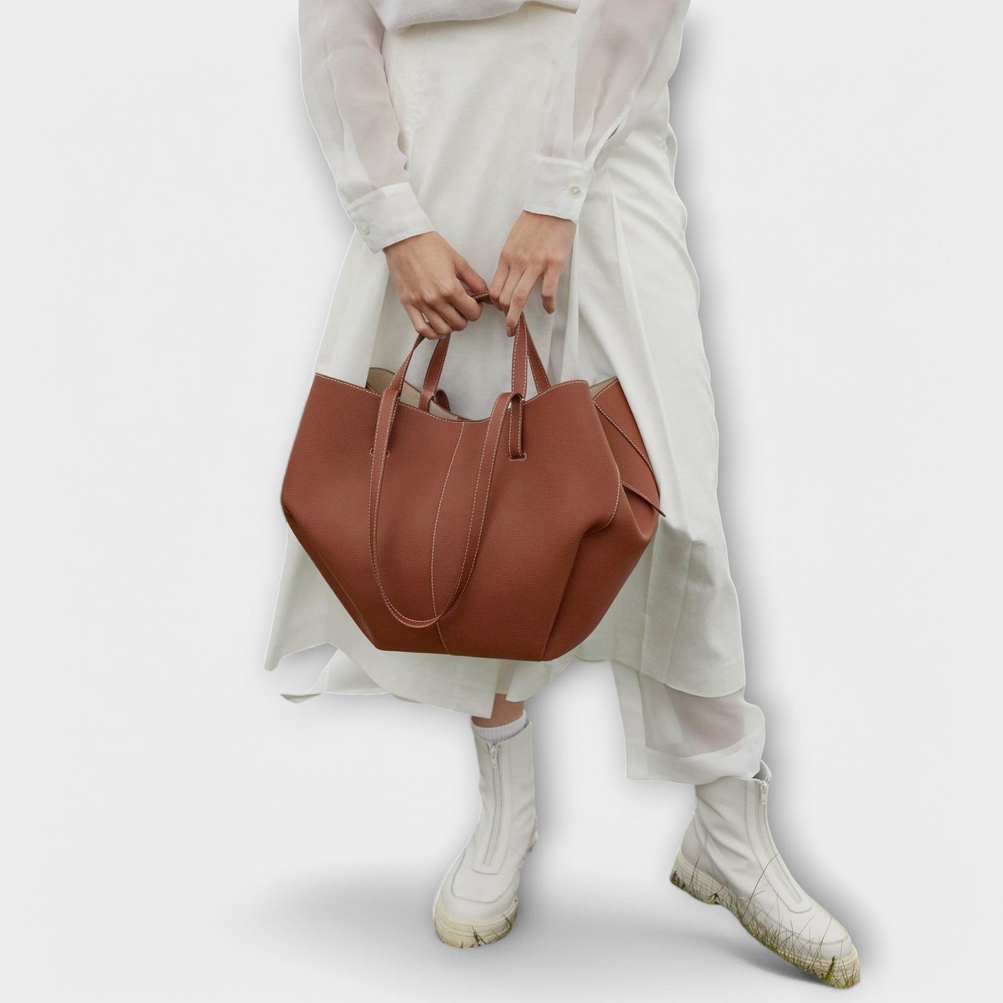 Vivianna | Chic och Rymlig Sommarhandväska