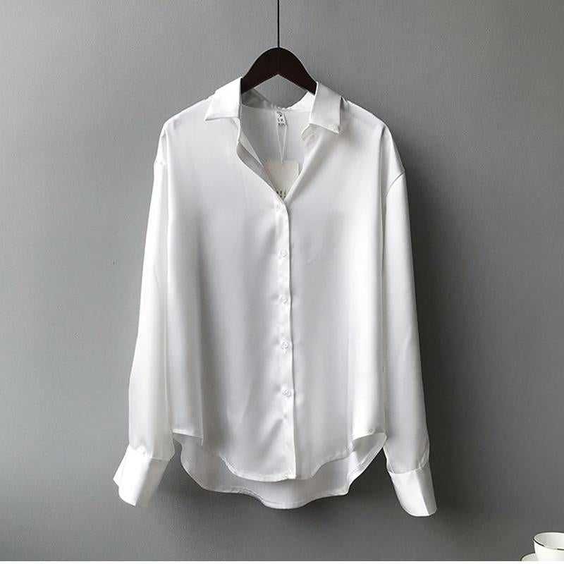 Luna | Elegant blus med knappar för en modern look
