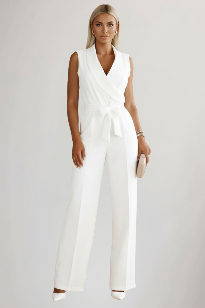 Sofia | Kvinno Jumpsuit med V-ringning och Midjebälte
