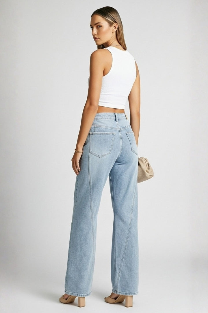 Astrid | Högmidjade Raka Jeans för Kvinnor