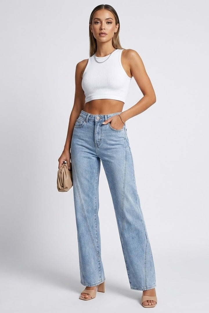 Astrid | Högmidjade Raka Jeans för Kvinnor