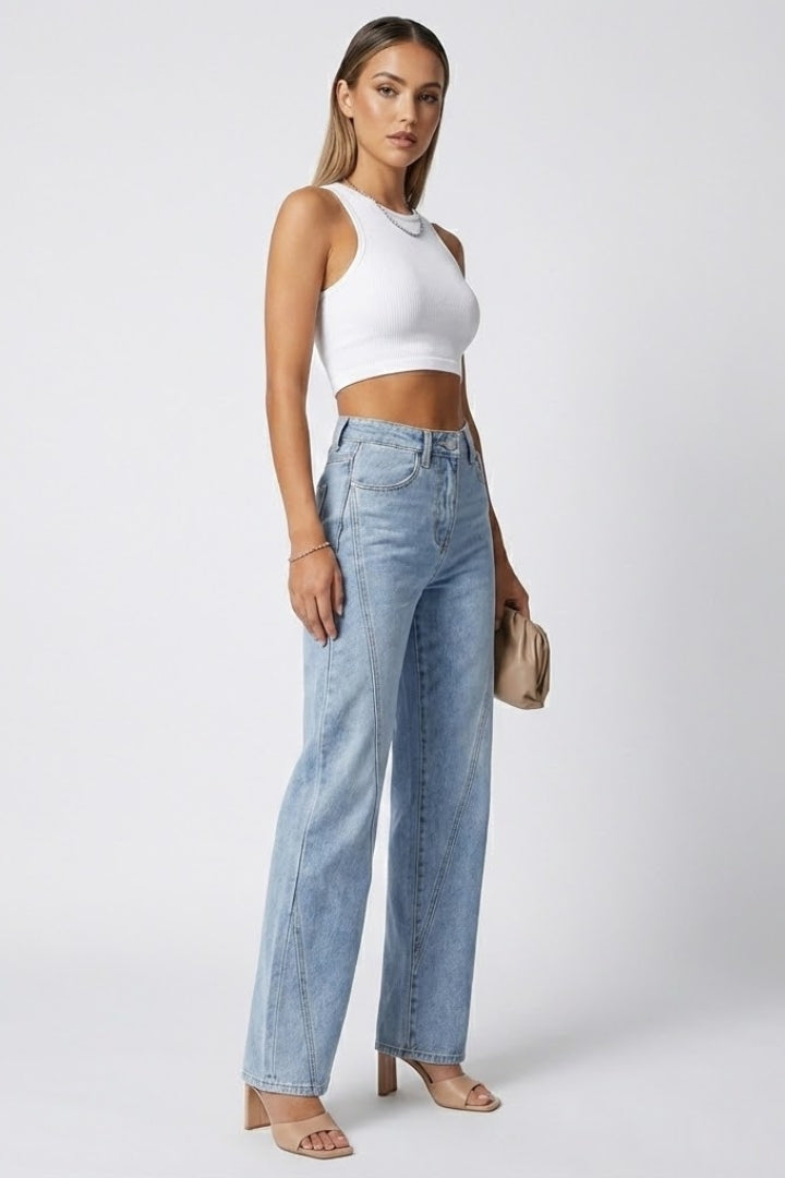 Astrid | Högmidjade Raka Jeans för Kvinnor