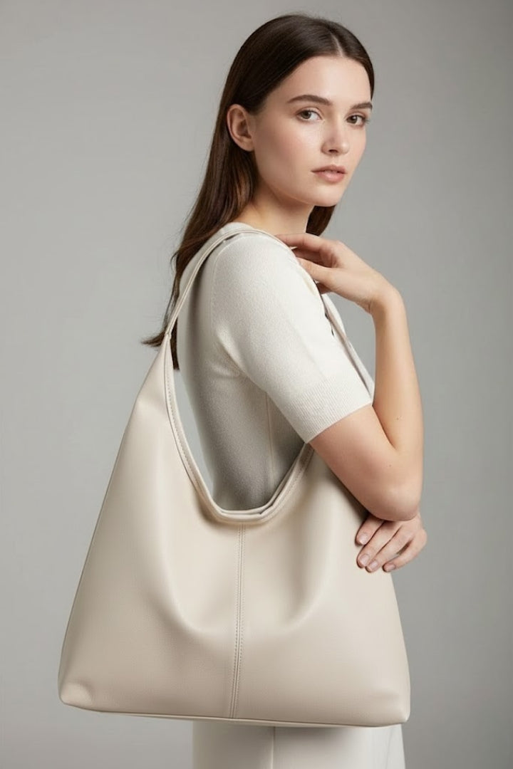 Celine | Elegant Handväska i Konstläder med Rymlig Interiör