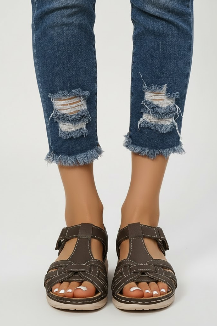 Sofia | Eleganta Sandaler med Justerbara Remmar