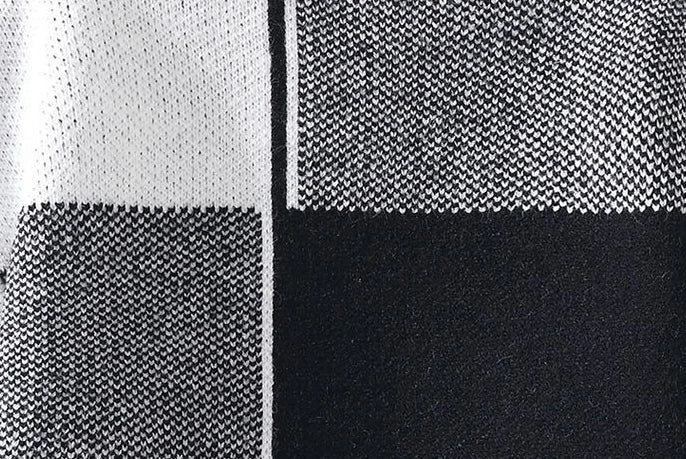 Luxe Strikbluse med Rund Hals og Lange Ærmer