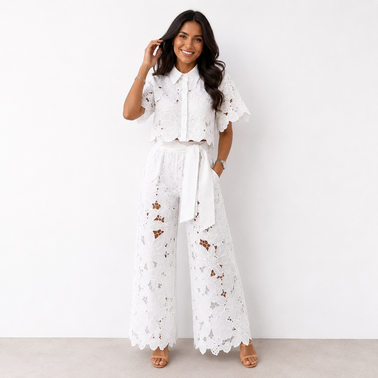 Feminint Set med Eleganta Palazzo-byxor och Spetsdetaljer
