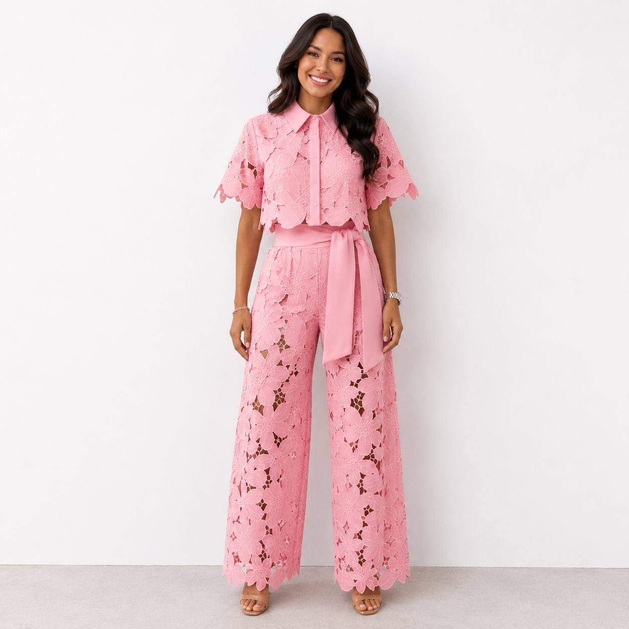 Feminint Set med Eleganta Palazzo-byxor och Spetsdetaljer