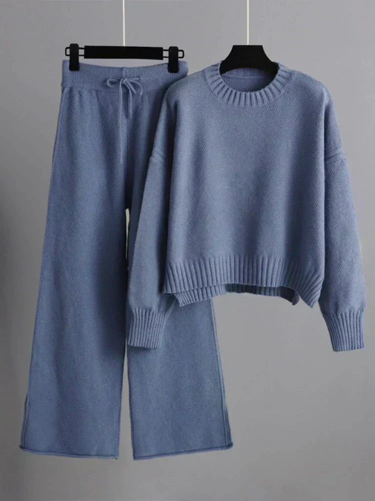 Elegant Sæt med Sweater og Vidde Bukser – Stilfuld Komfort