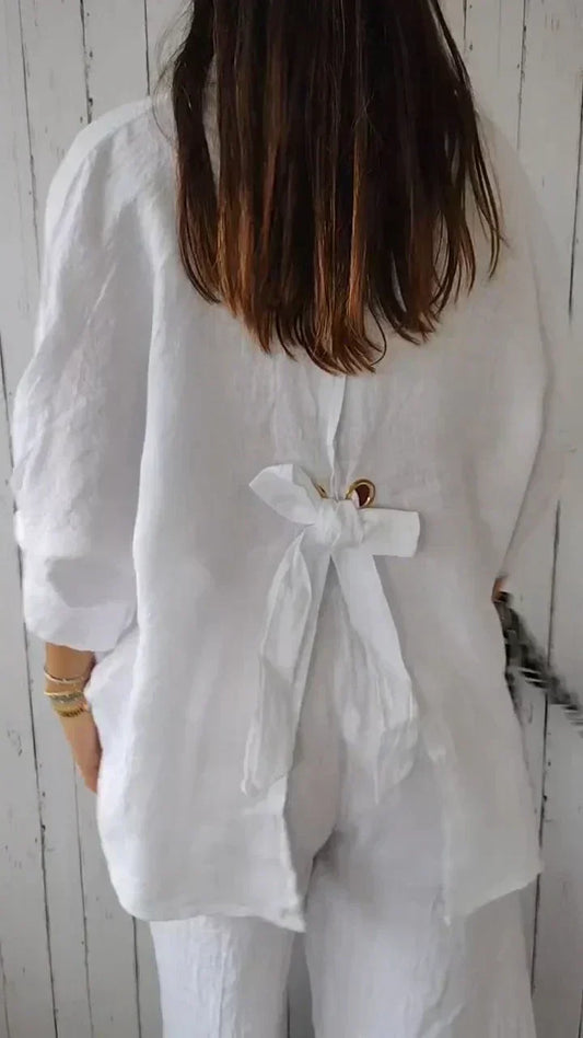 Era - Elegant och tidlös blus med knapplista