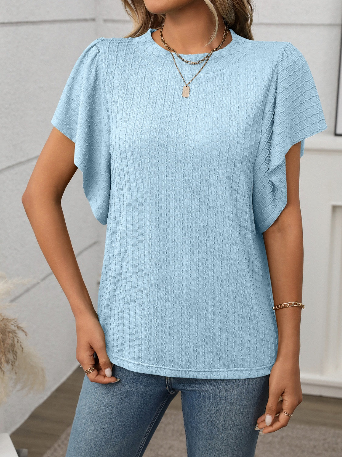 Elegant T-Shirt med Rund Hals og Lette Ærmer