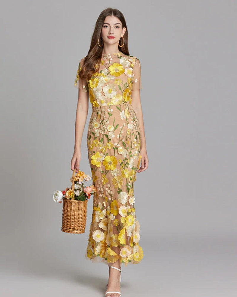 Aftenkjole Damer – Lang kjole med blomstret design til særlige anledninger