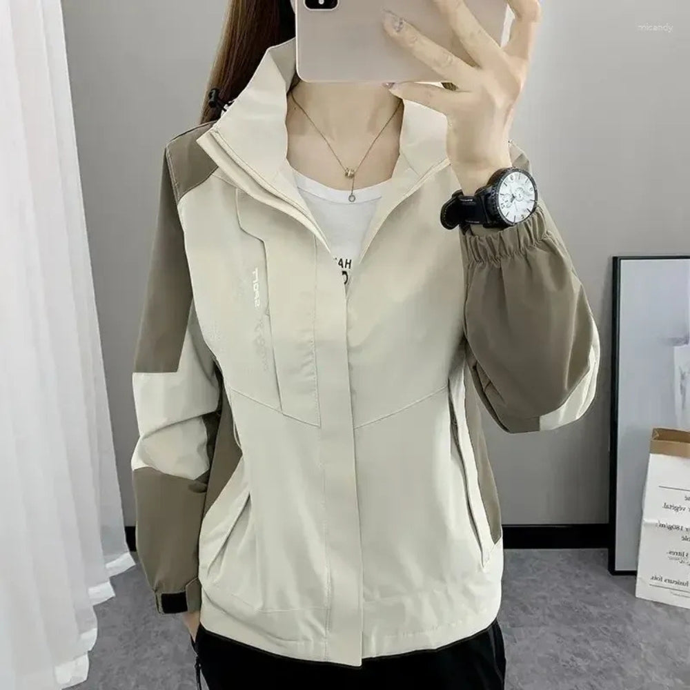 All-weather vinterjakke - vindafvisende dameskåpe til kolde dage udendørs