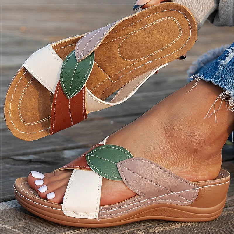 Blomstrende Komfort-Sandaler med Naturinspiration