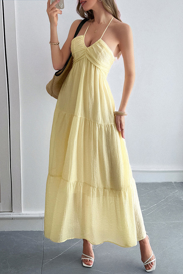 Elegante Maxikjole med Halterneck-design til Ferie-vibes