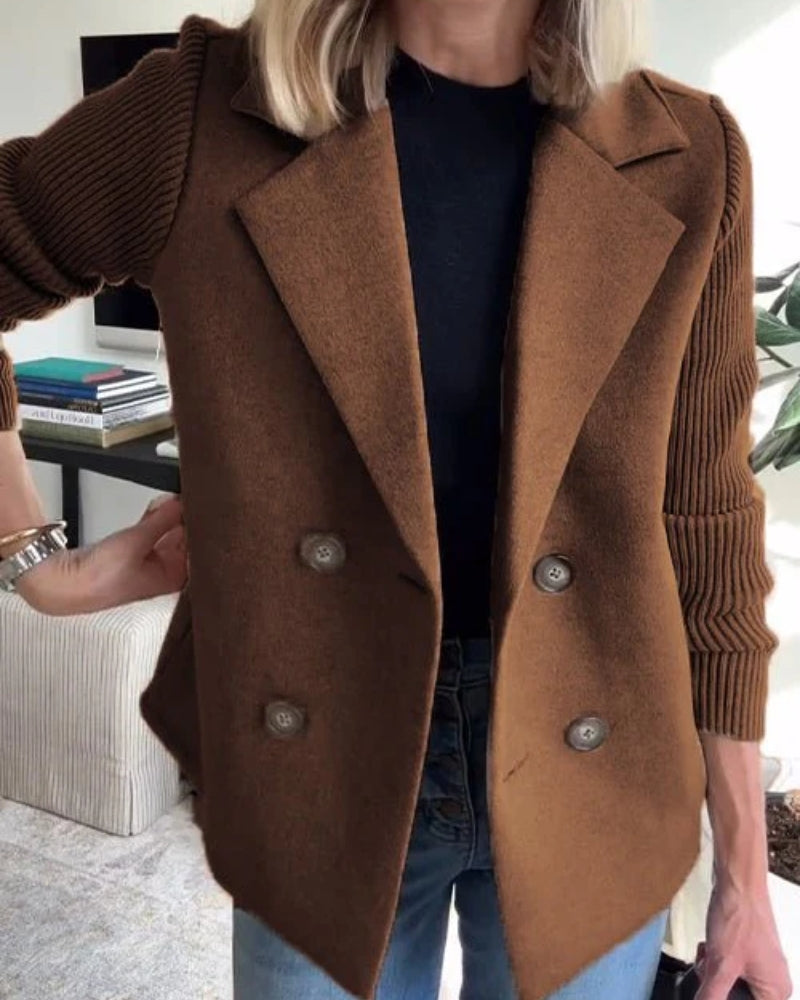 Blazer Dame – Dobbelt række med strikkede ærmer